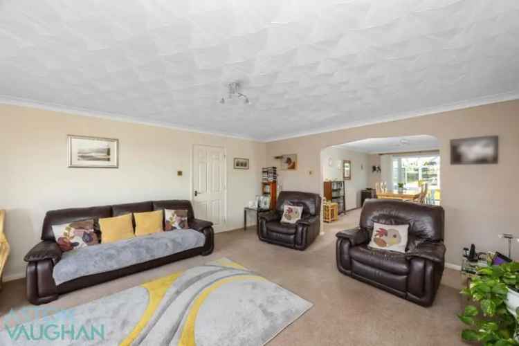 4 Bedroom Detached House for Sale in Ovingdean