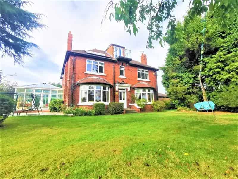 7 Bedroom Detached House For Sale Stanley West Yorkshire