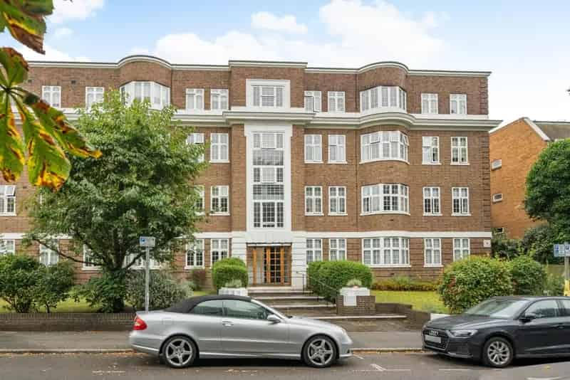 Three Double Bedroom Apartment Wimbledon