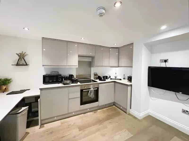 Luxury 1 Bedroom Apartment City Centre Students Welcome