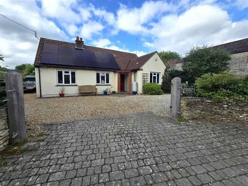 4 Bedroom Detached Bungalow for Sale in Burton