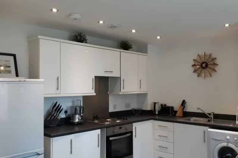 1-Bedroom Apartment near Colindale Station - Modern and Convenient