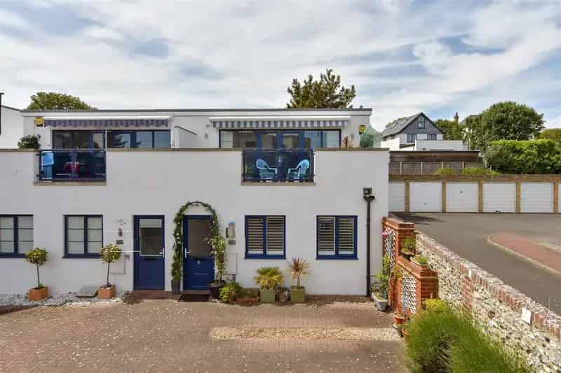 2 Bedroom Semi-Detached House for Sale Near Beach