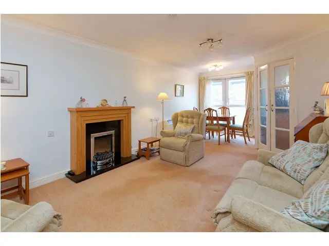 2 bedroom flat  for sale