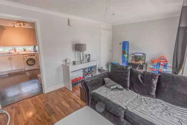 Flat for sale in Silverfir Street, Glasgow G5