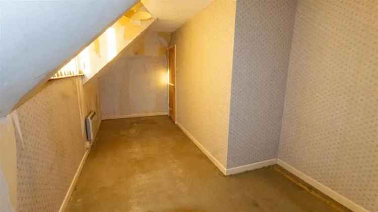 4 Bed Detached House For Sale Requiring Modernisation
