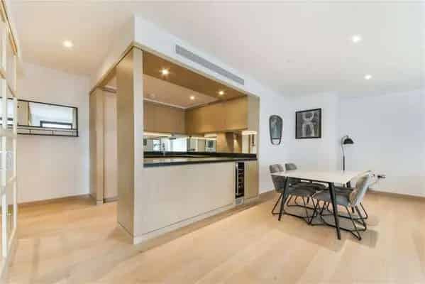 2 Bed Apartment in Embassy Gardens London New Development
