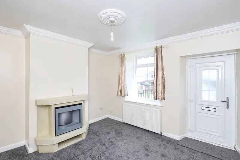 2 Bedroom Mid Terrace House to Rent Sheffield