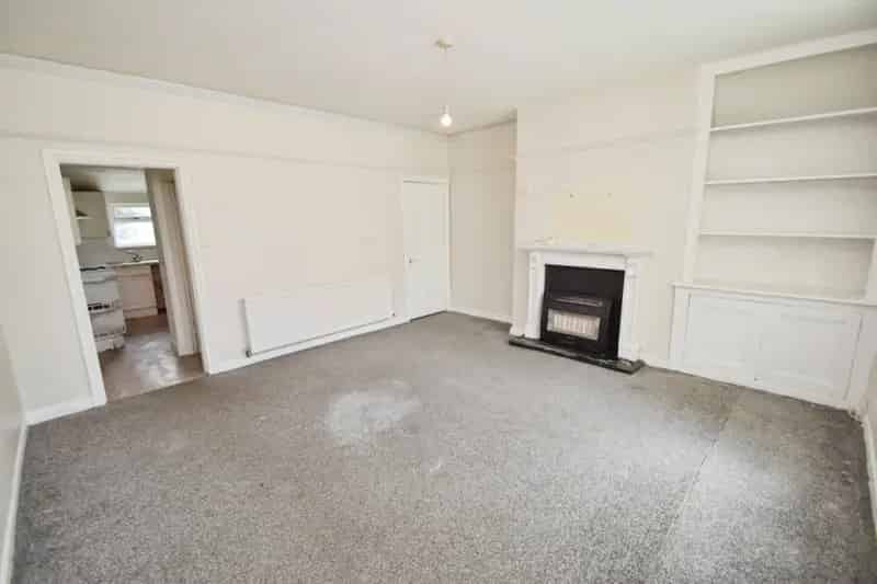 2 Bedroom House For Sale Needs Renovation