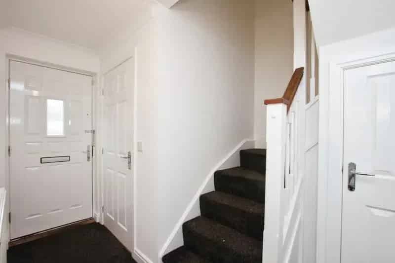 3 Bedroom House Modern Home Great Location