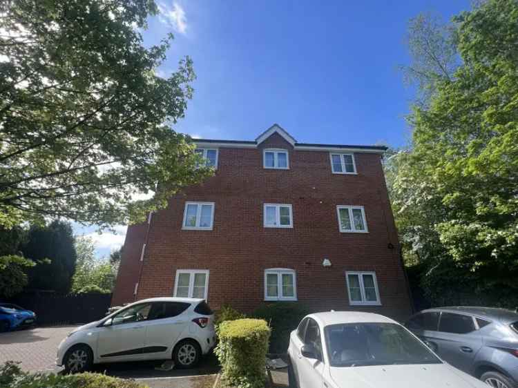 2 Bedroom Flat Newly Refurbished Parking Available Zero Deposit