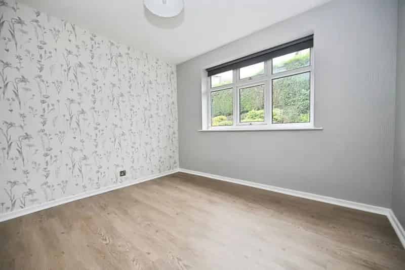 3 Bedroom House for Sale in Greenacre Park Rawdon