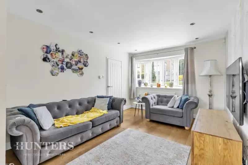 3 Bed House for Sale - Smithy Bridge