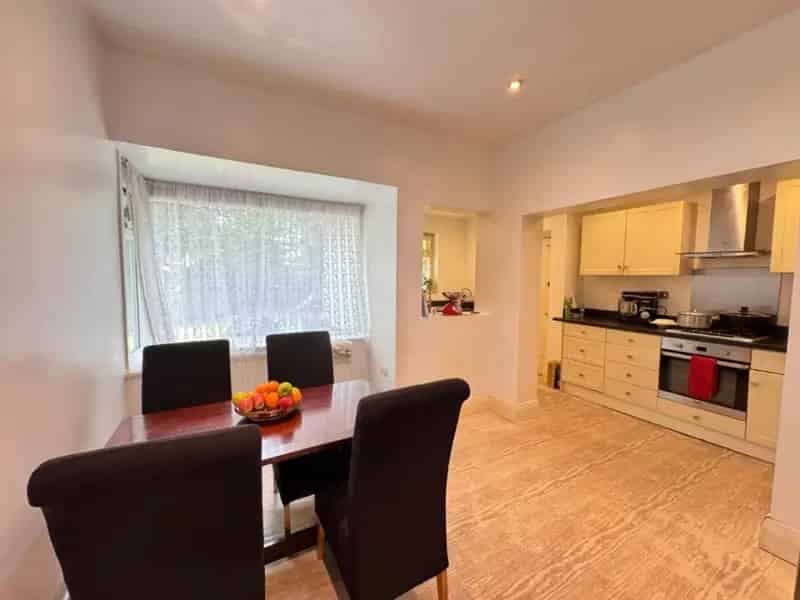 3 Bed Detached House For Sale