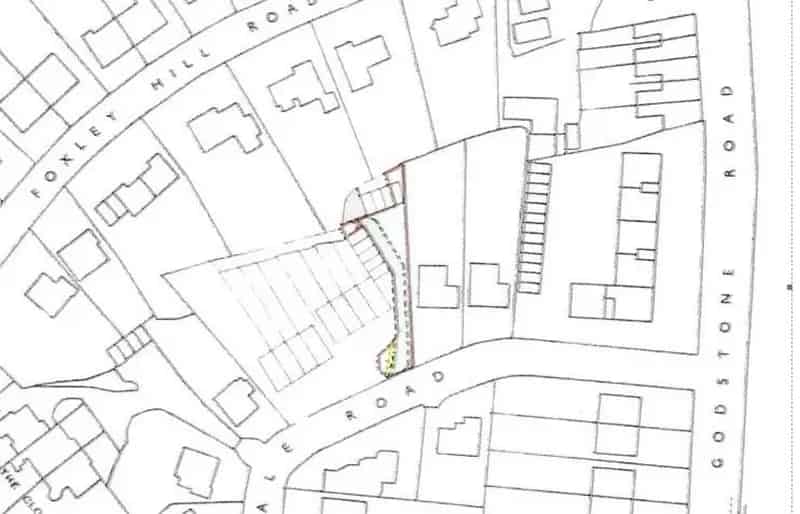 Freehold Garage and Driveway For Sale Near Purley Station