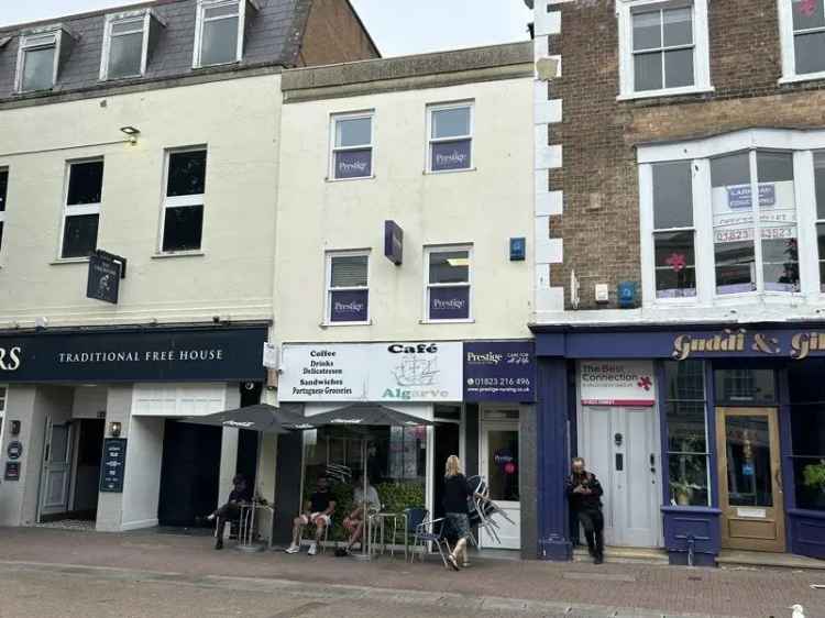 Office For Rent in 17, High Street, Taunton, England