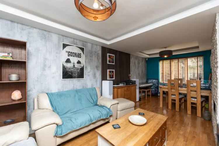 3 Bedroom House For Sale