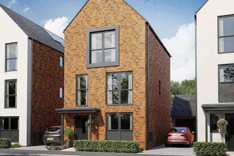 4 Bedroom Detached House for Sale in Manor Kingsway Derby