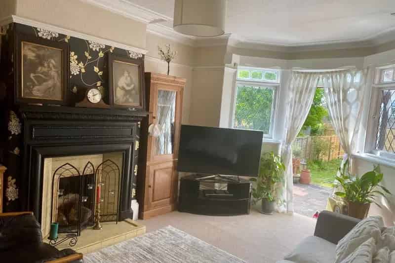 4 Bed 3 Reception Family Home Hessle