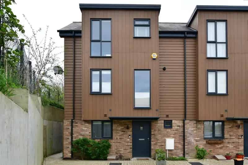 4 Bedroom End Terrace House for Sale in Allington Maidstone