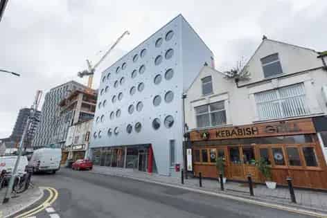 1 Room 61 m² Student Accommodation Cardiff Near Universities