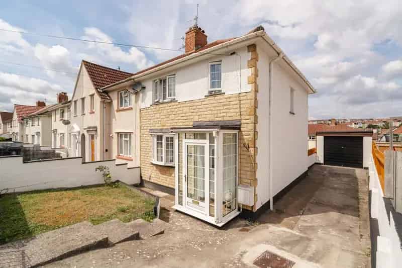 3 Bedroom House for Sale in Bedminster