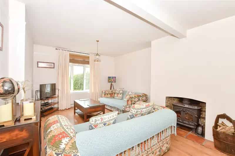 3 Bedroom End Terrace House for Sale