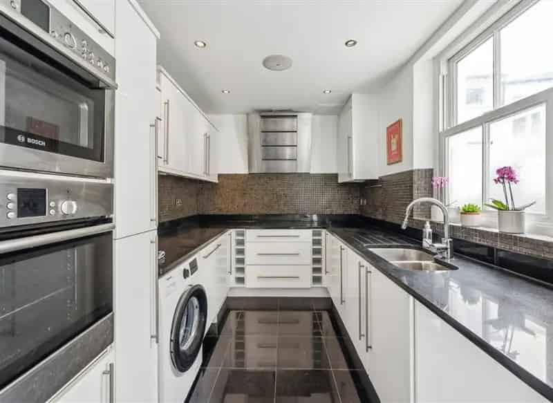 Four Bedroom Victorian House Near Elephant Castle Kennington