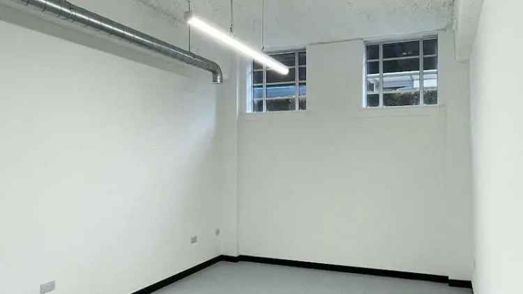 Office For Rent in London, England