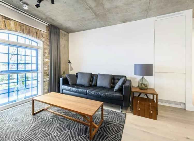 Flat For Sale in London, England