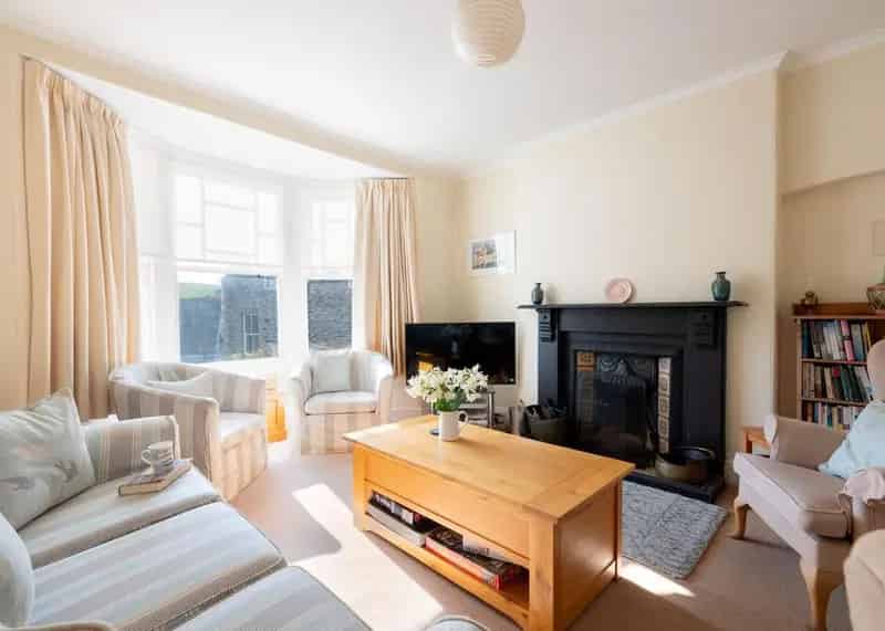 4 Bedroom Semi-Detached House for Sale in Port Isaac