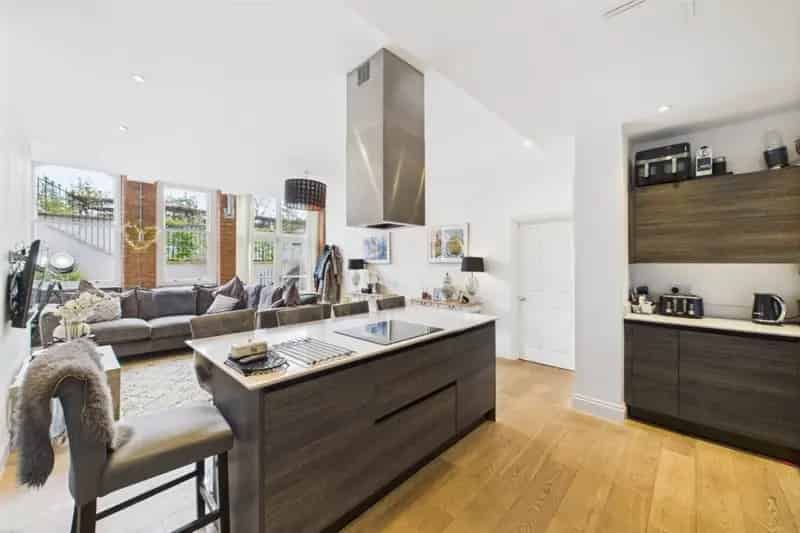 2 Bedroom Flat For Sale Leamington Spa