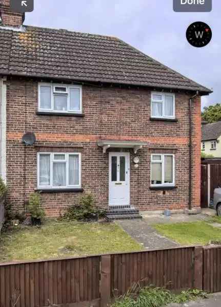 House For Rent in Borough of Runnymede, England