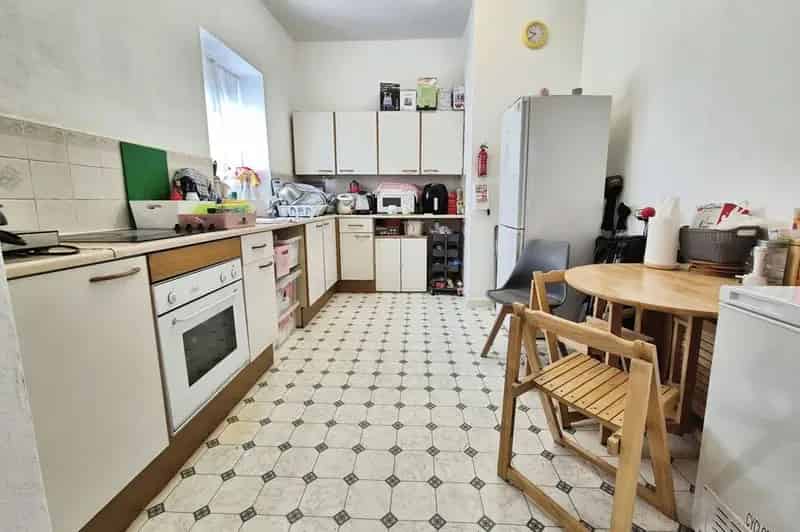 2 Bedroom Flat for Sale Clevedon North Somerset BS21