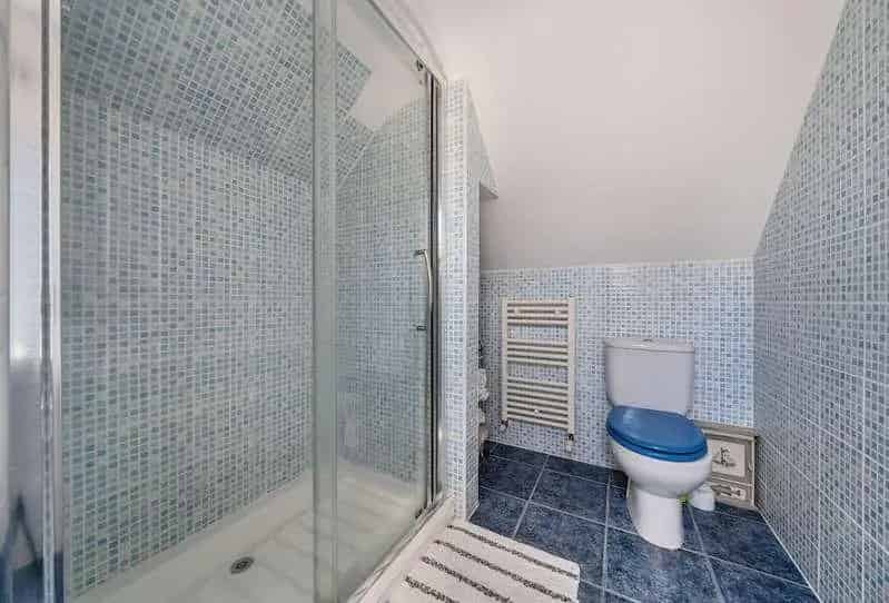 4 Bed Detached Bungalow for Sale