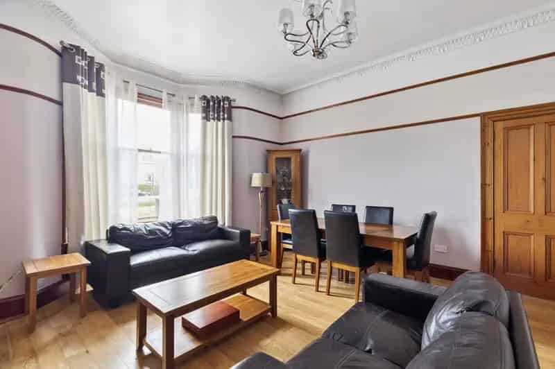 4 Bedroom Terraced House for Sale Glasgow City
