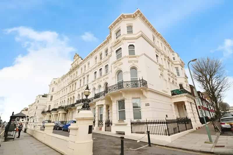 Studio to Rent - Dream Home with Cubitt & West