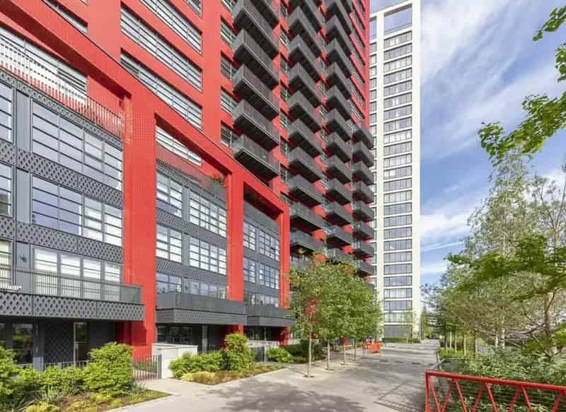 Bright Studio Apartment City Island Dockside Development