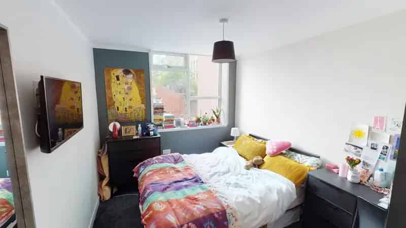 4 Bedroom Flat to Rent