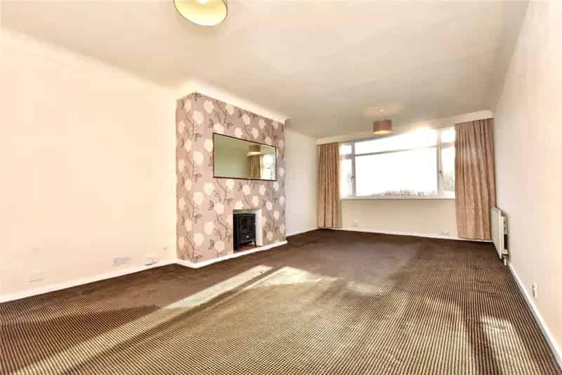 Three Bedroom Semi Detached Dormer Bungalow Stanningley