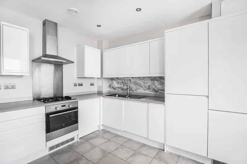 1 bedroom Flat
 For Sale