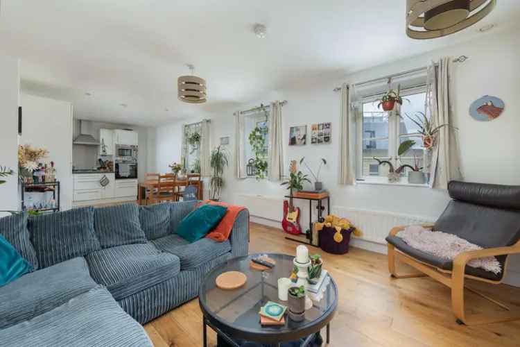 2 Bedroom Apartment for Sale in Centre One