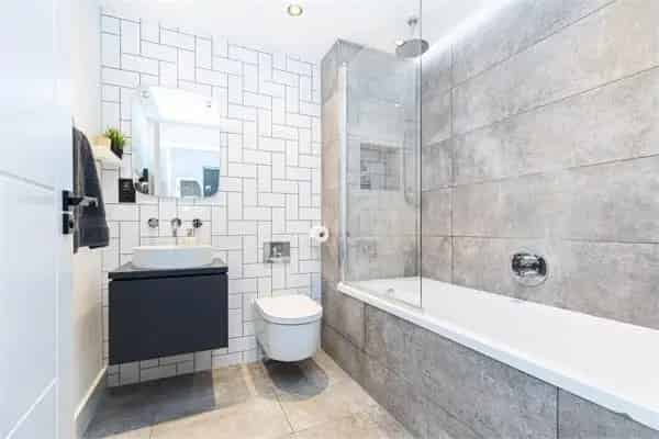 1 Bed Flat for Sale Poole CASH BUYERS ONLY Near Poole Park Ashley Cross