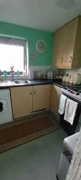 Flat For Rent in Southend-on-Sea, England