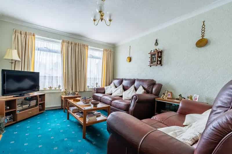 2 Bedroom House for Sale