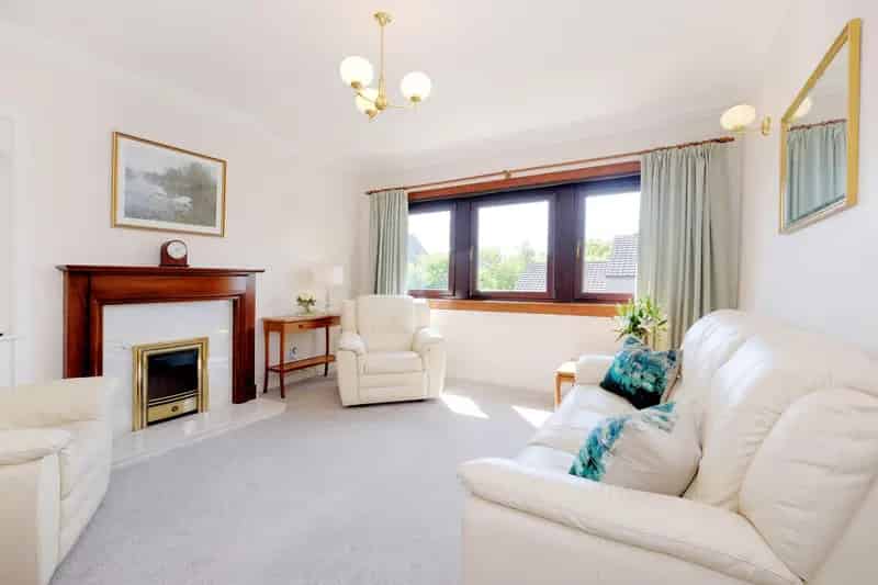 Spacious 3-Bedroom Flat near RGU University