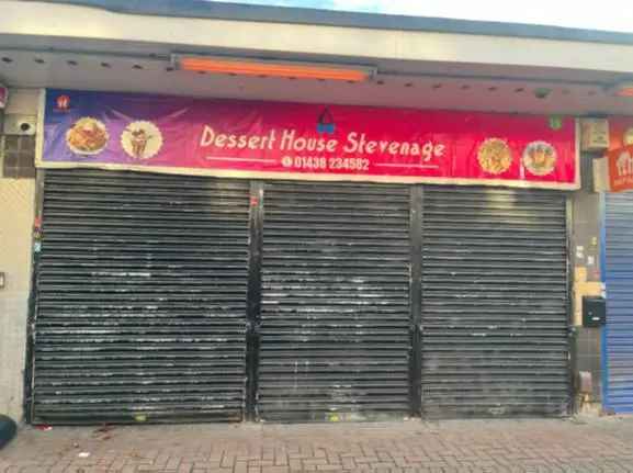 Retail Space Ground Floor with Kitchen and Storeroom Free Parking