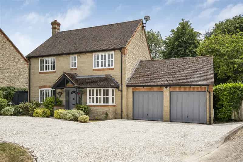 4 Bedroom Detached House for Sale Bucknell