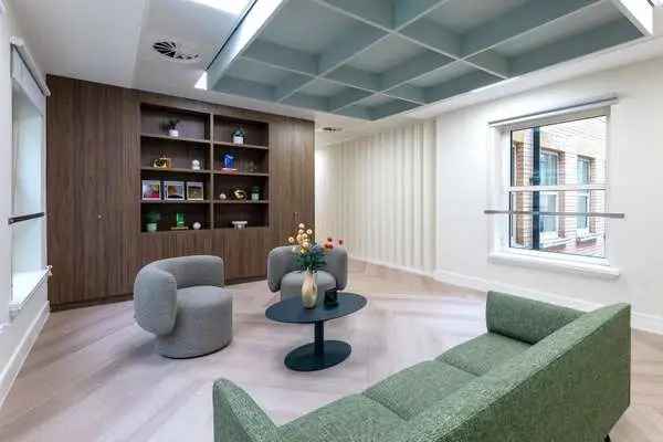 , 123 Pall Mall, London, SW1Y 5EA | Property to rent | Savills