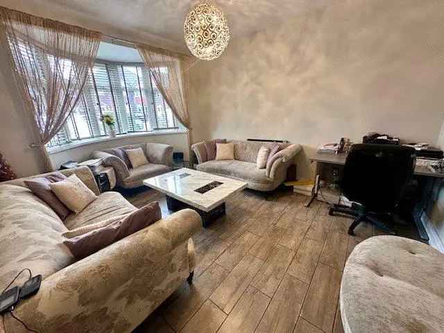 6 Bedroom Semi Detached House For Sale